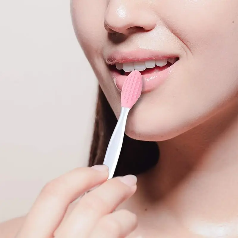 Silicone Lip Scrub Brush Lip Scrubber Tool Lip Exfoliator Brush Exfoliating Lip Scrub Tool for Dark Lips