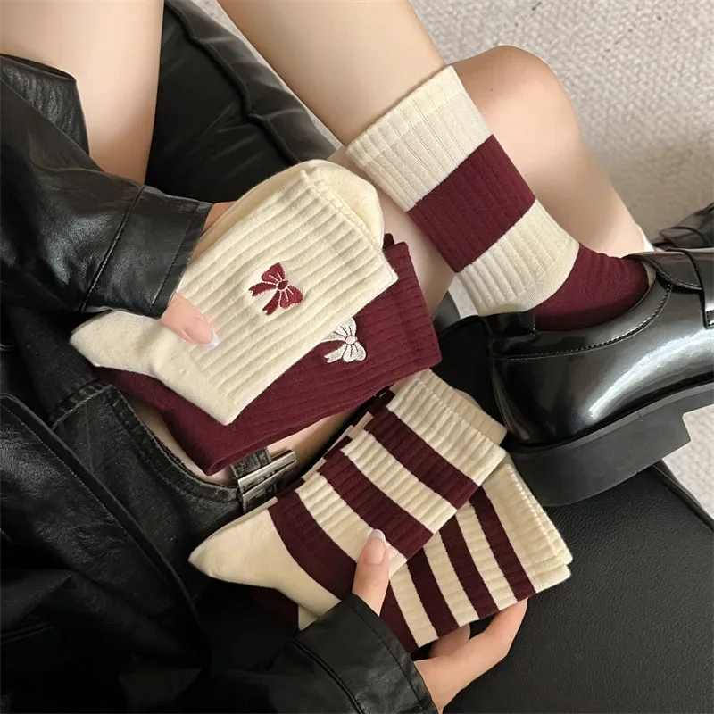 Trendy Women's Socks Autumn Red Girls Embroidery Bow Cute Socks Long Breathable Cotton Female Elastic Striped Socks Korean Style