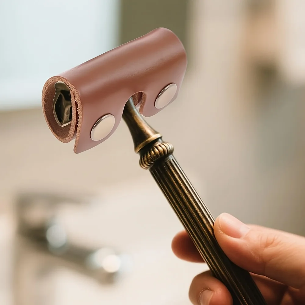 Single Piece Cover for Razor Heads, Designed to Protect Double Edge Razors,Ideal for Men Using Butterfly Shavers,Snap Closure view 2