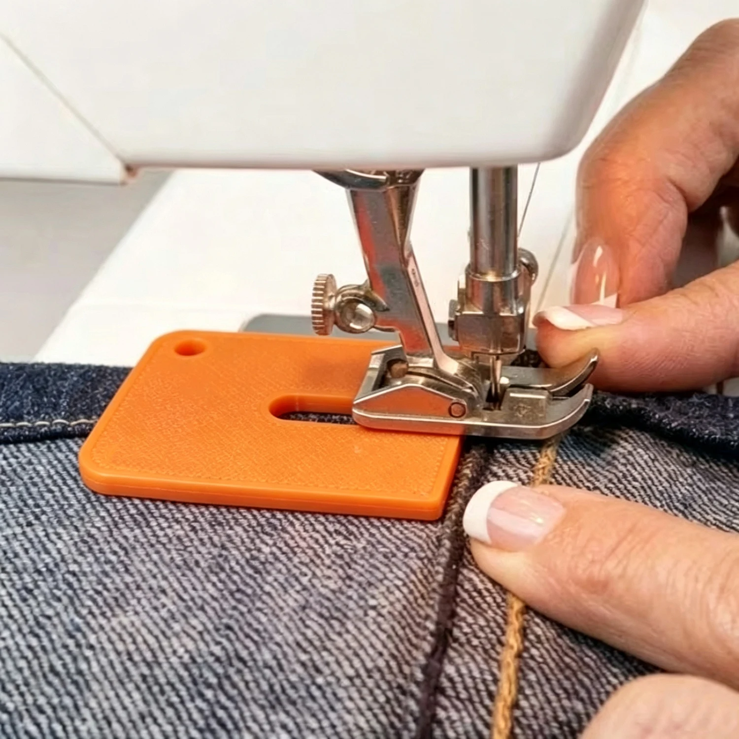 1/3Pcs Hump Jumper Sewing Seam Guide Tool Thin&Thick Fabric Jeans Sewing Leveler Presser Foot Helper Sewing Machines Accessories
