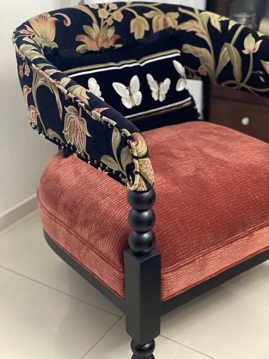 French solid wood single sofa chair, simple retro leisure hotel reception chair