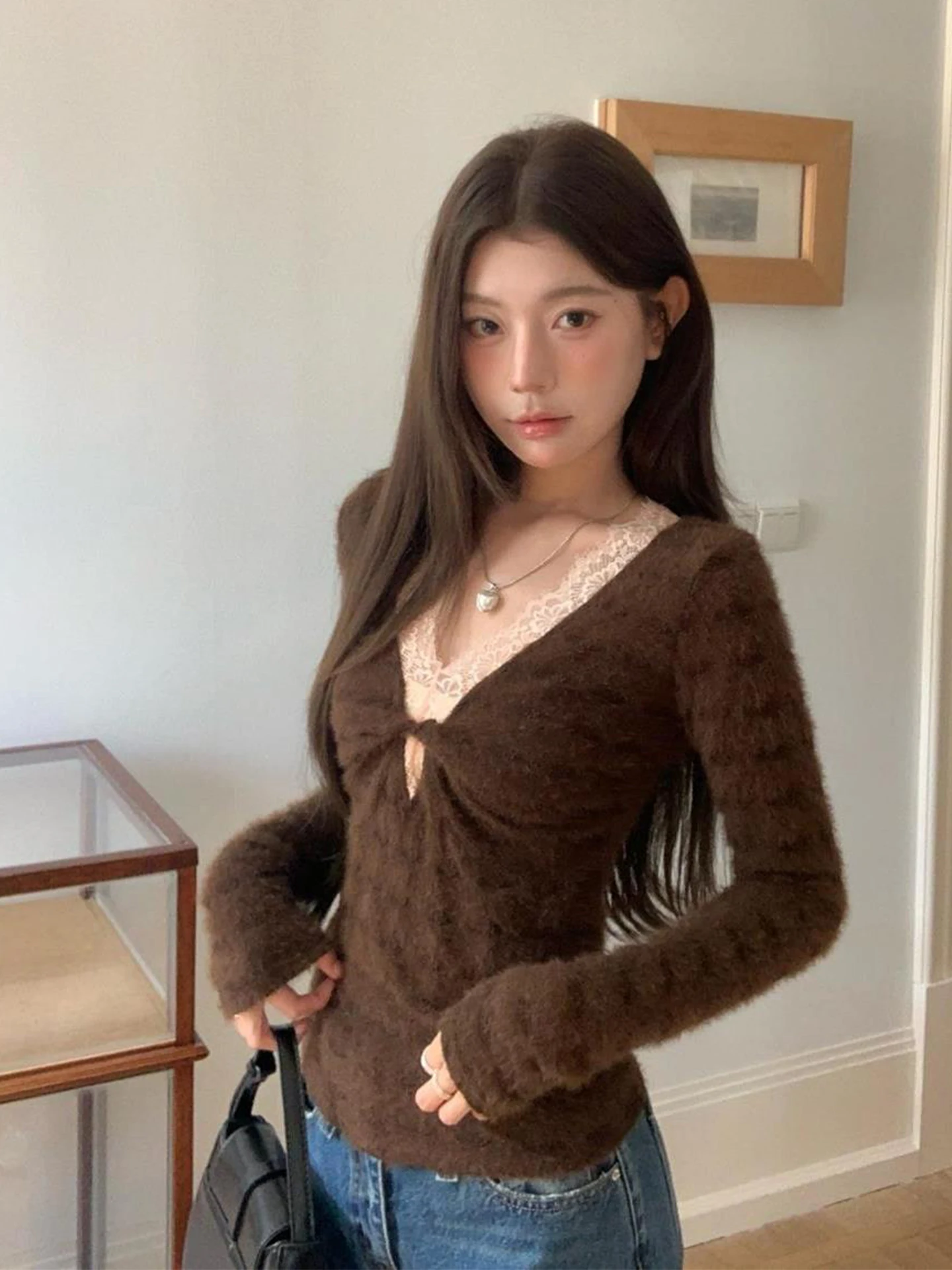 

Slim Fit Long Sve Lace V-Ne Knitted Top Women's Autumn Winter Faionable Base Layer irt American Sle Soft Medium Kn...