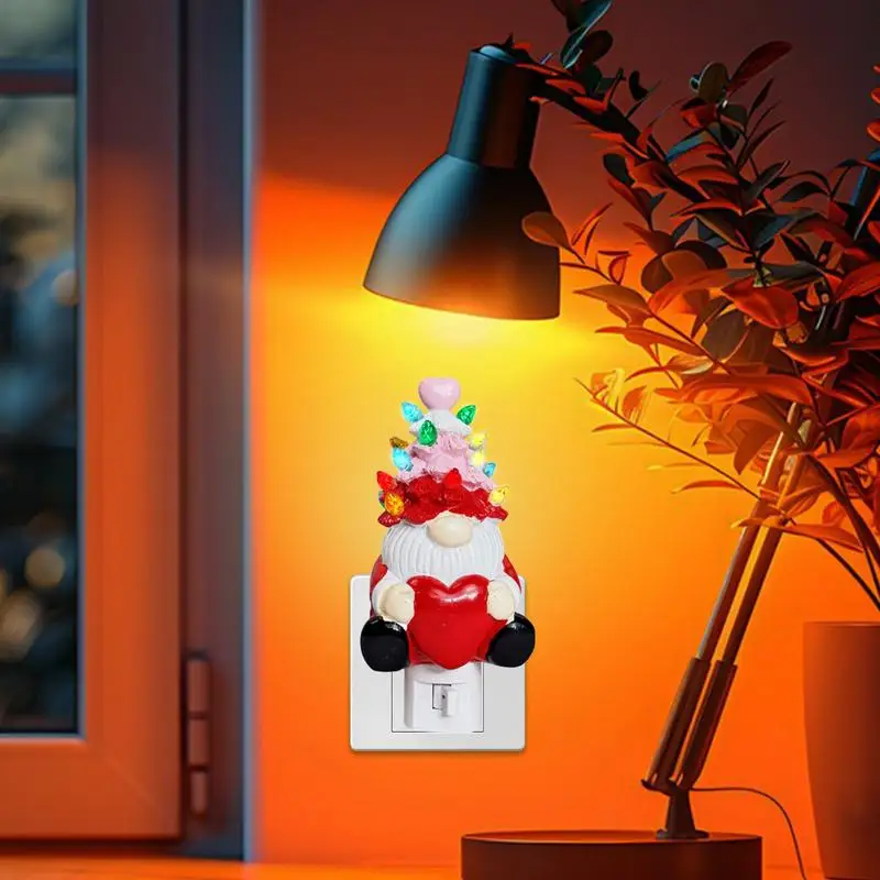 Lámpara de noche de gnomos de cerámica, lámpara LED de noche de cerámica con forma de corazón, diseño de enchufe, luz nocturna para dormitorio, sala de estar y dormitorio