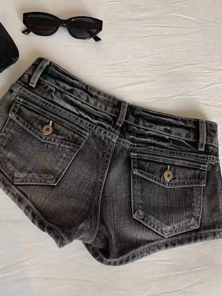 HOUZHOU Vintage Black Denim Shorts Women Sexy Gyaru Low Waist Shorts Female Y2k Punk Retro Summer Streetwear Short Jeans Slim Up