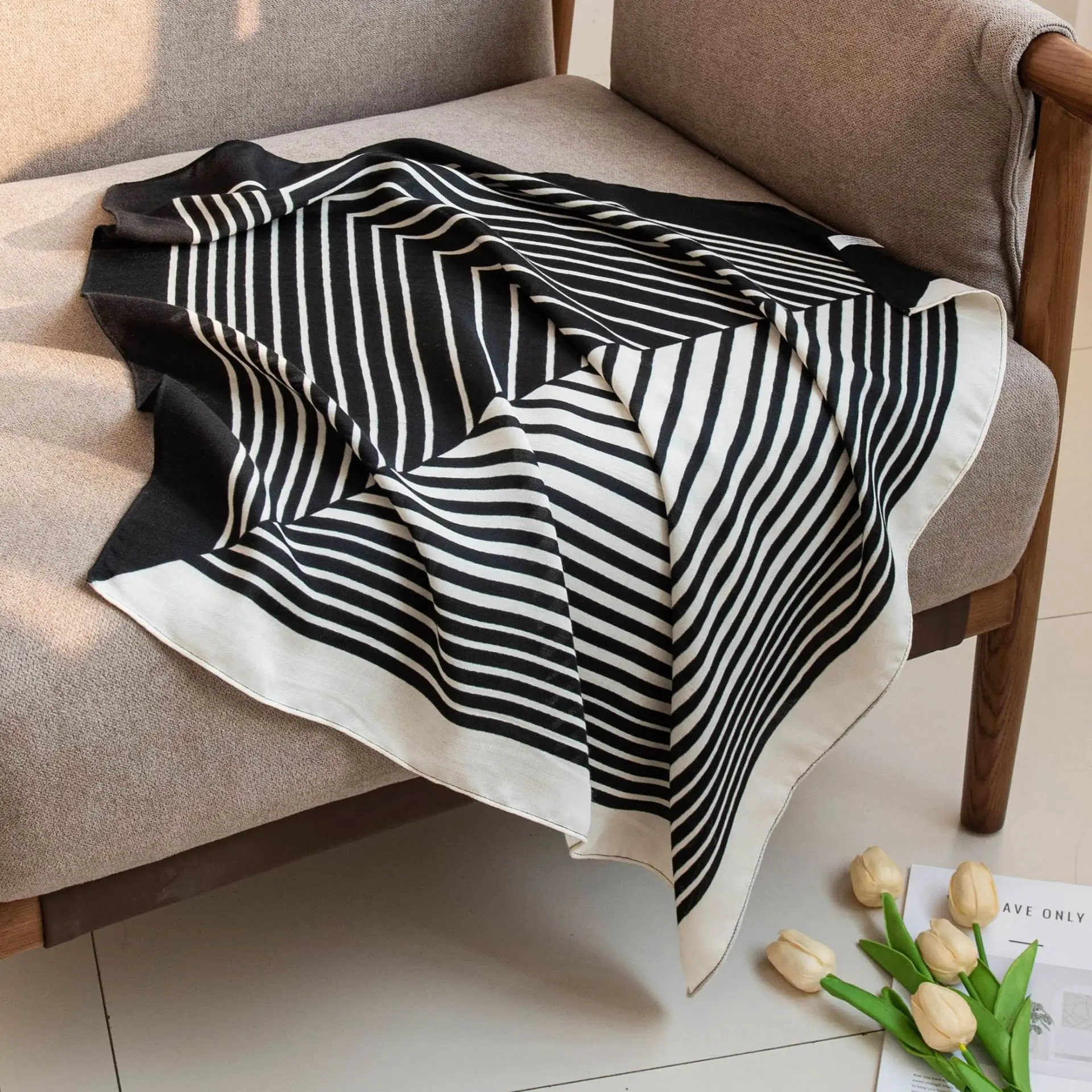 Black and White Simple Square Scarf, High-end Temperament, Retro Striped Imitation Silk Neck Scarf, Accessories Silk Scarf