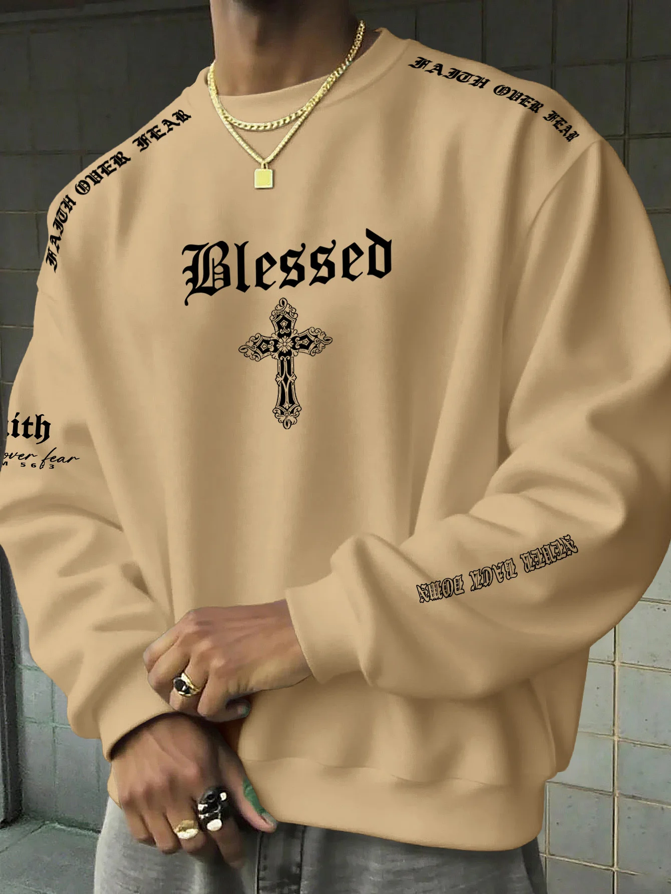 2026 new Men Minimalist Crewneck Sweatshirt Cross & Letter Print Casual Daily Streetwear Fashion Tops For Dating & Commute