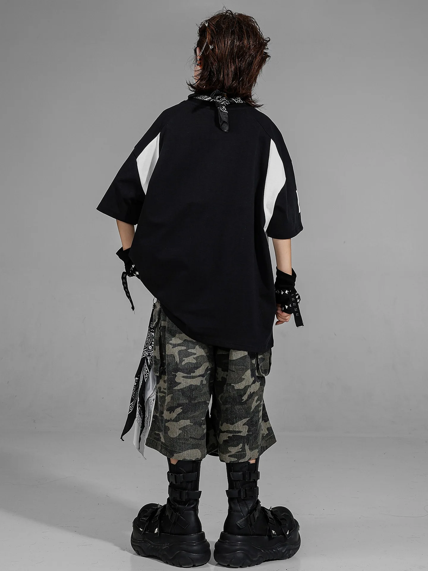 2025 Kids Trendy Clothes Hip-hop Clothes Boys Street Dance Jazz Dance Costumes Top Camouflage Shorts Suit Stage Wear DQL11064