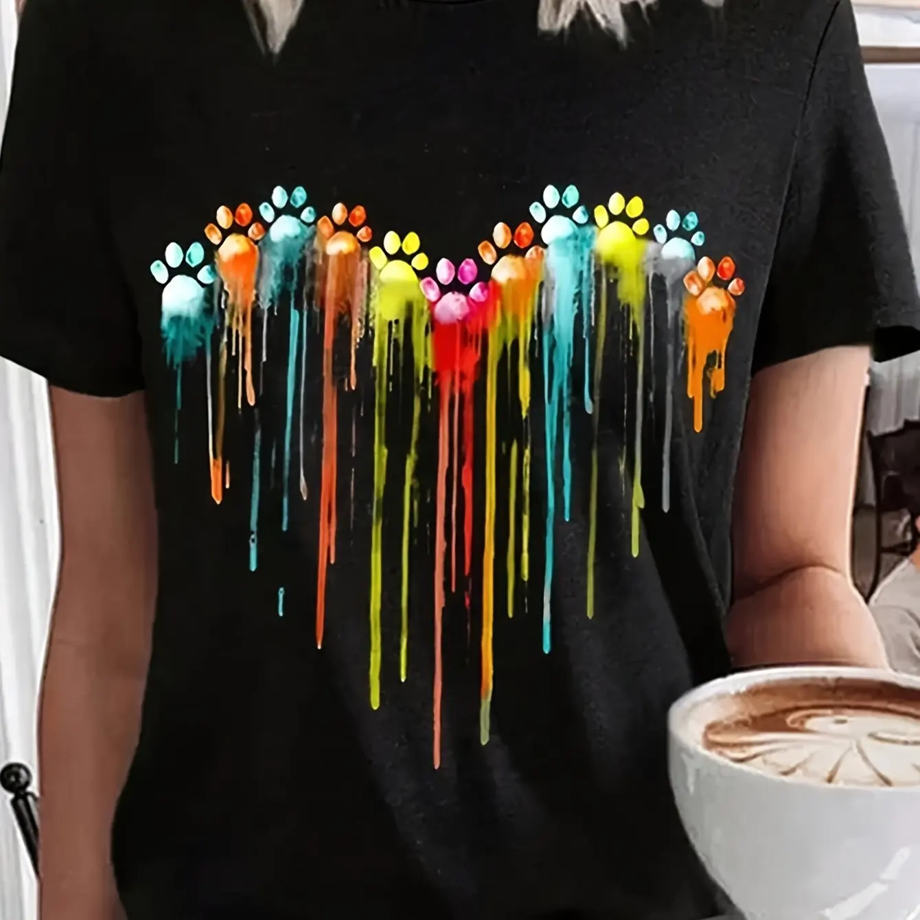 Camiseta de manga corta con cuello redondo, informal y cómoda, con estampado de corazón y huellas de pata pintadas, a la moda, para verano