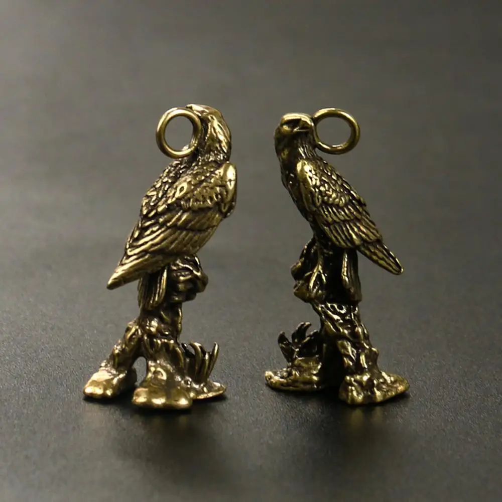 Bronze Eagle Ring Hanging Hole Pendant Small Copper Lucky Animal Statue Car Key Rings Accessory Pocket Antique Crafts Jewelry