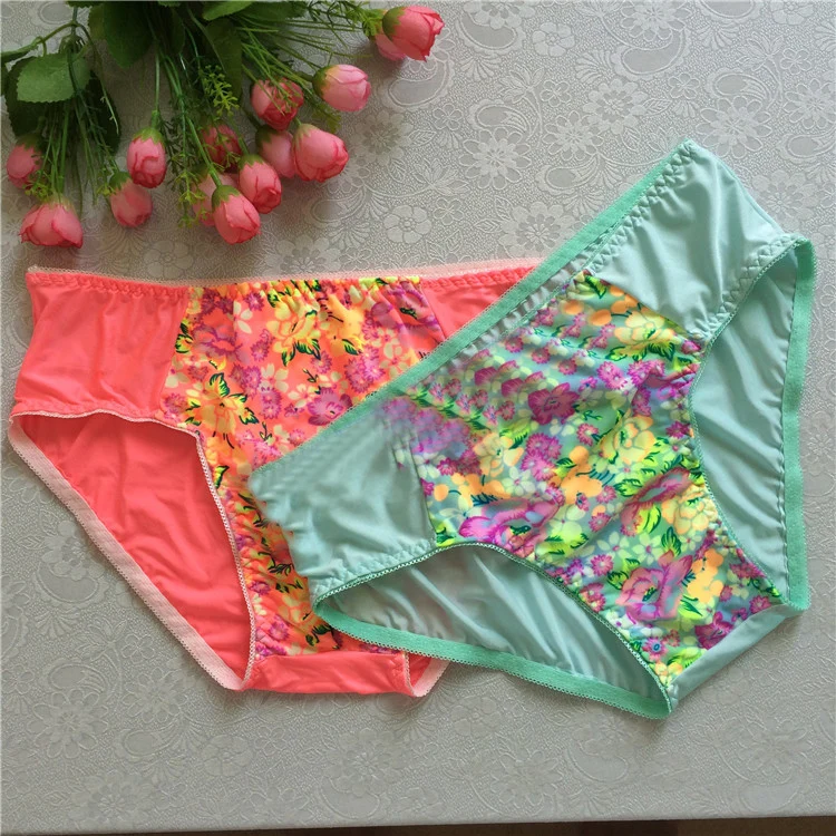 Men Silky Touch Briefs Fashion Sexy Printed Swim Underpants Sissy Comfortable Soft Briefs DJ Club Bar BF Private Party