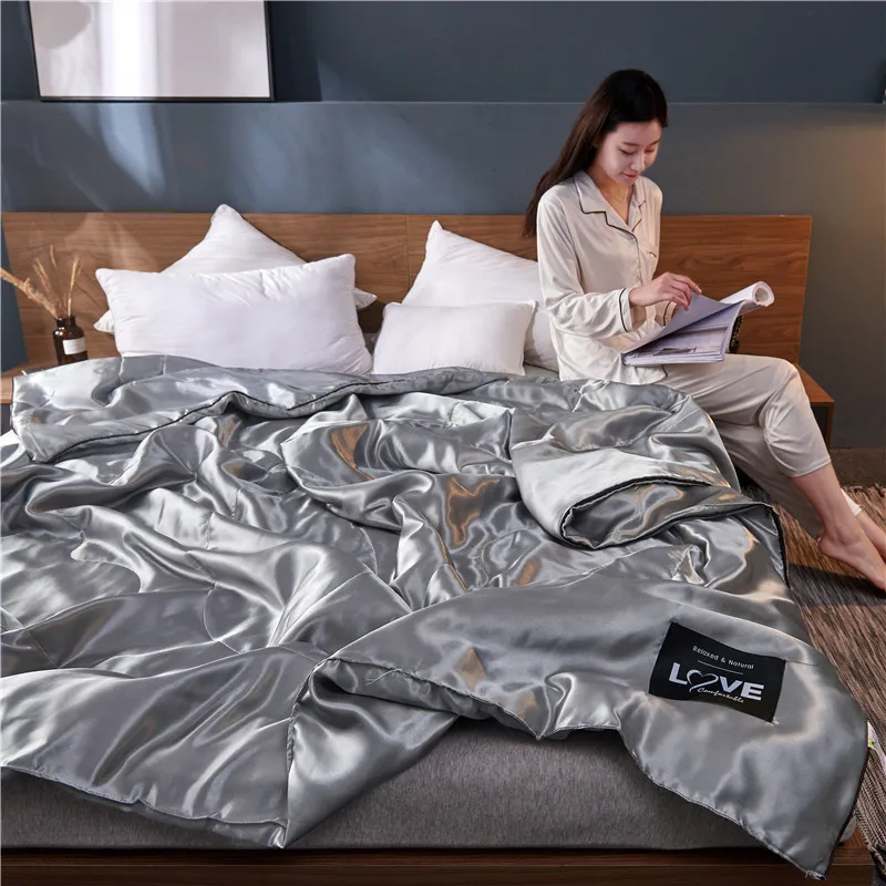 American Faux Silk Solid Summer Cooling Quilt Skin-Friendly Bed Silky Blanket for Home Hotel Super Soft Smooth Textile Bedspread