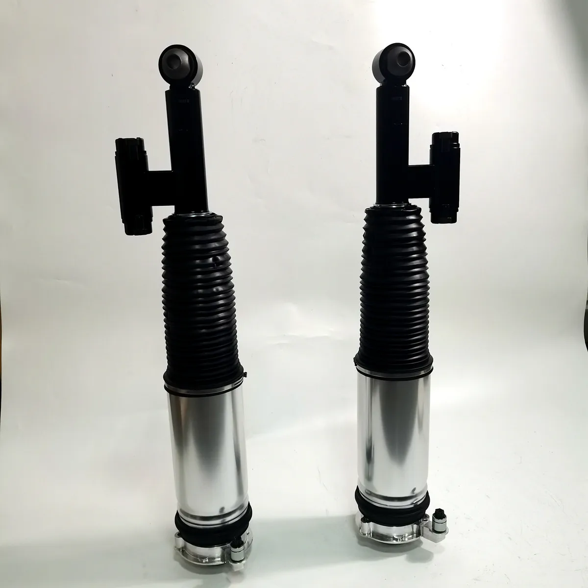 

Gold seller Rear Left Air Suspension Shock Strut 37106878225 for Rolls Royce Cullinan 2015-