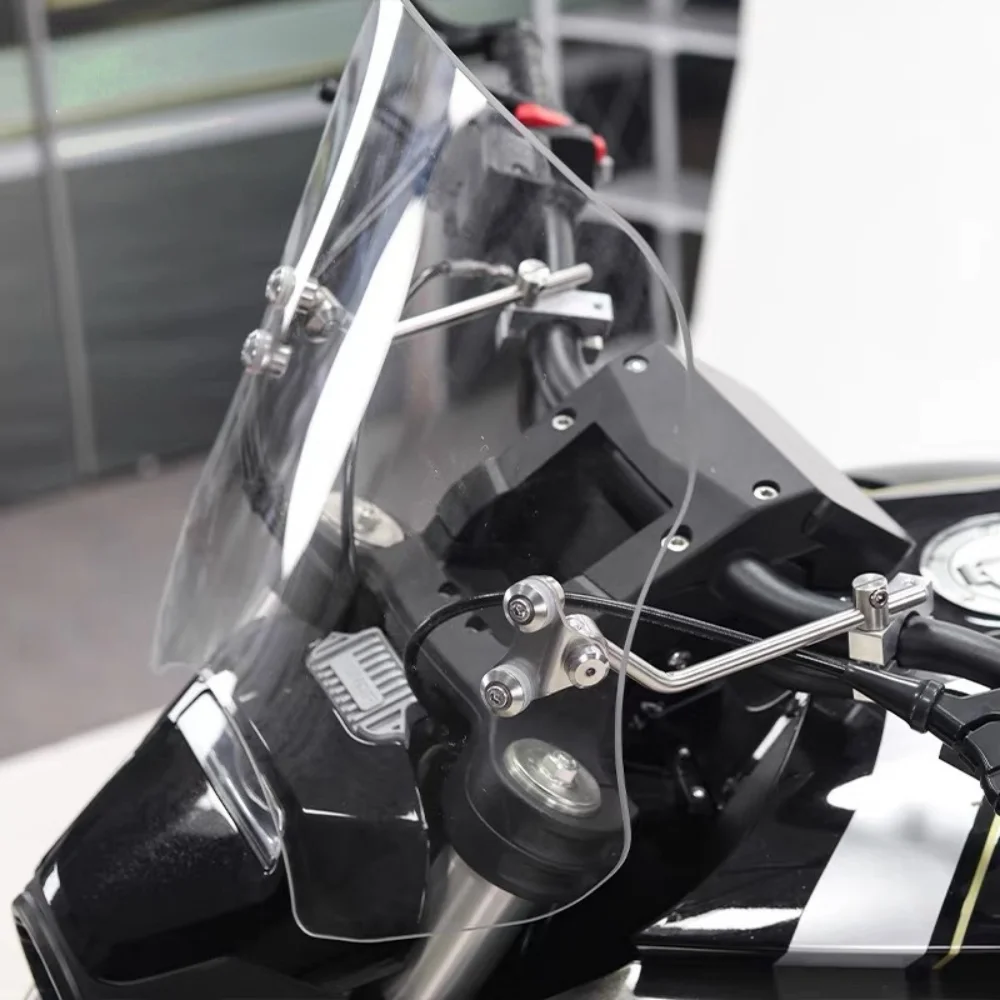 Parabrisas grueso y regulable en altura modificado para accesorios de motocicleta Benda LFC700.