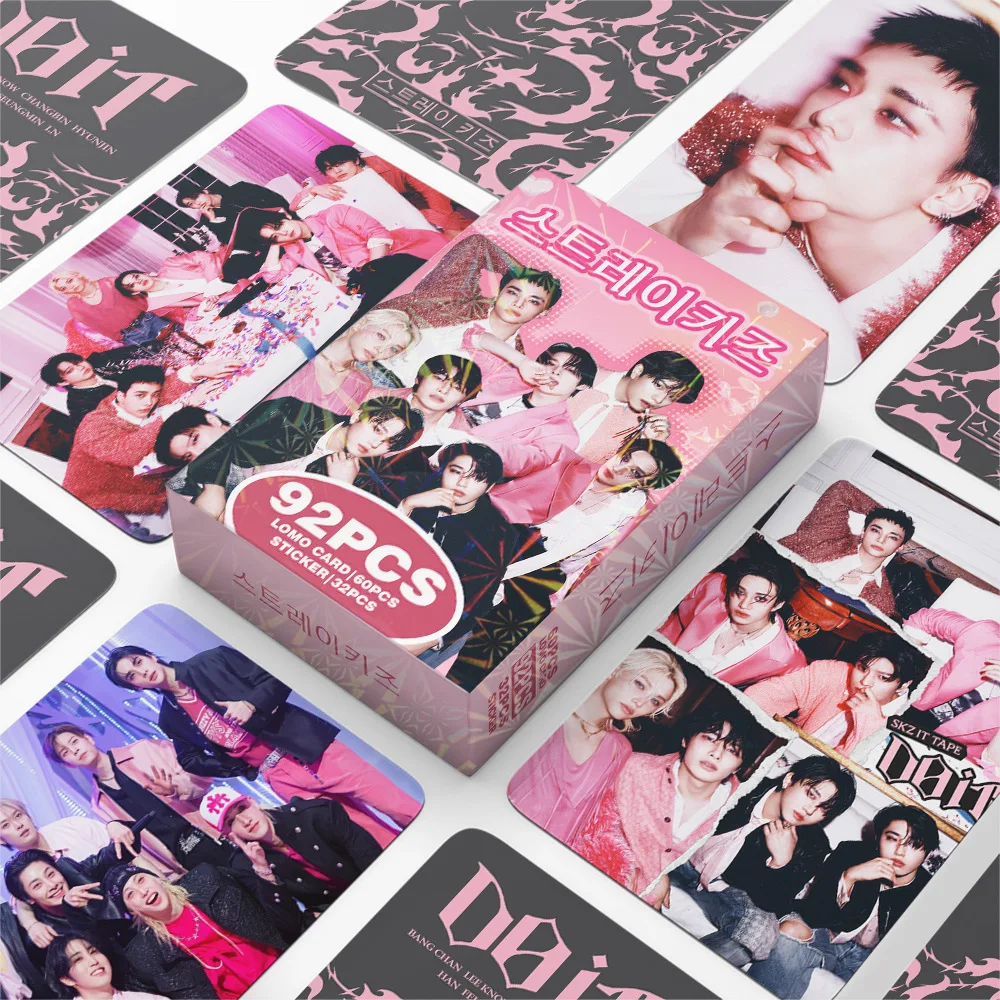 

Spot 60 + 32 шт./компл. новые наклейки для фотокарточек KPOP STRAYKIDS LEEKNOW высокой четкости DO IT, коллекционные карты ЛОМО STEP OUT 2026