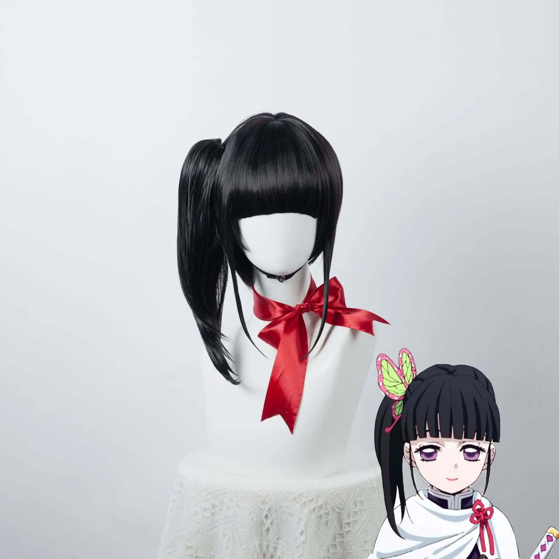 Peruca cosplay de rabo de cavalo preto de Kizuna AI do anime Kimetsu No Yaiba, com personagem de Inosuke Hashibira, Kurenai Tsubaki