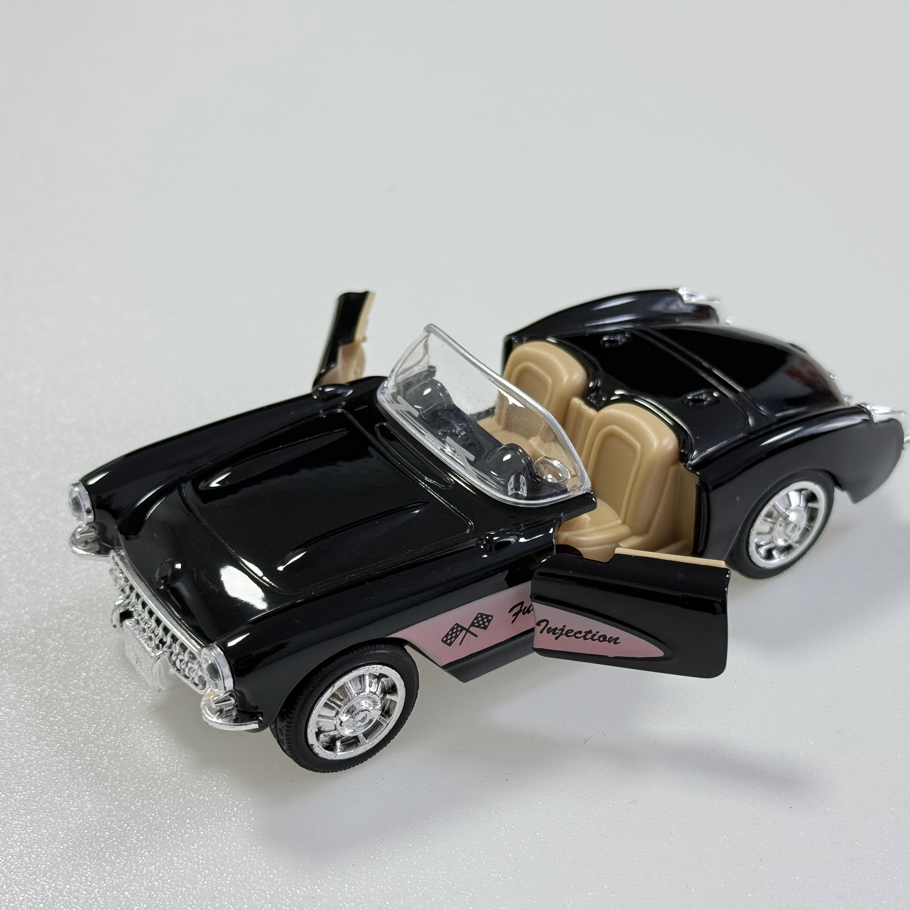 (Wellpappenschachtel) Maßstab 1:36, Vintage-Konvertible im Stil eines Spielzeugautos, leistungsstarke Feder, Metallguss, Jungenspielzeug, das beste Geschenk. – Detail 5