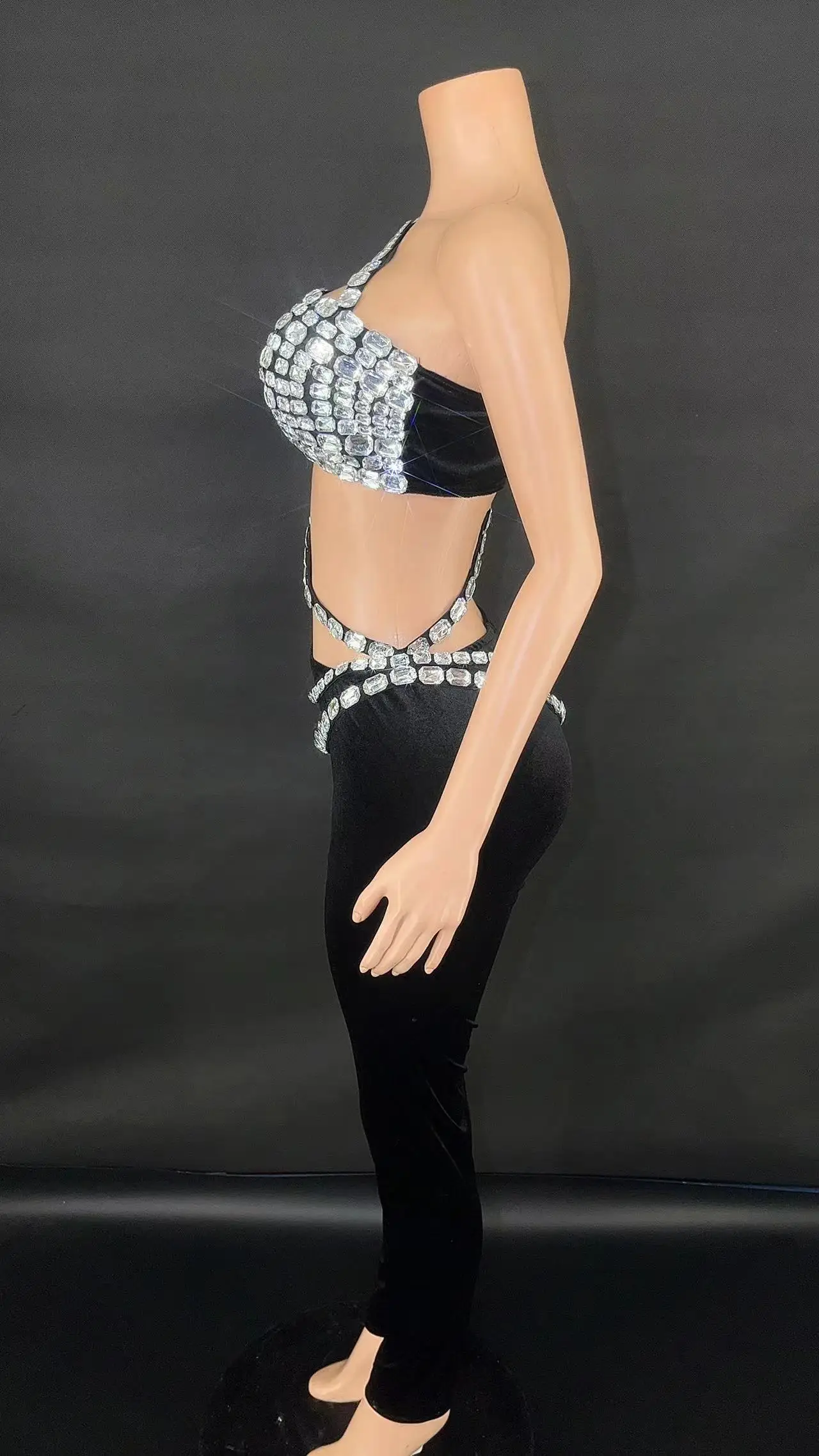 ZD بلوزة أنيقة وعصرية ومثيرة بدون أكمام مزينة بالألماس + بدلة تنورة طويلة مخملية ضيقة متعددة الألوان عالية الجودة