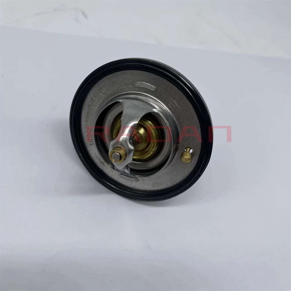 Original Quality   Thermostat for Geely GC5 515 GC6 EC7 FC JLB-4G15 Engine view 3