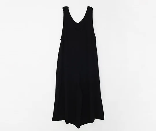 Luźny kombinezon damski z szerokimi nogawkami, letni, casualowy, z dekoltem w serek, spodnie typu overalls z wysokim stanem, z mieszanki bawełny, z detalami na zapięcie na zatrzaski, idealny do pracy.