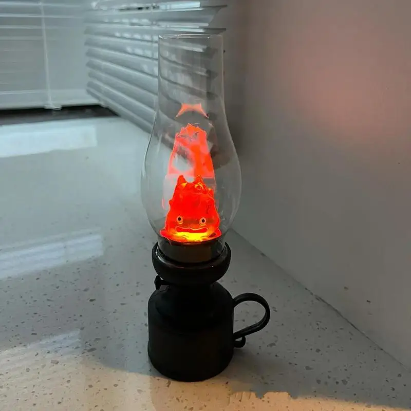 Calcifer-Lámpara de vela de queroseno sin llama, luz nocturna de Anime con batería de botón, accesorio de decoración de dibujos animados