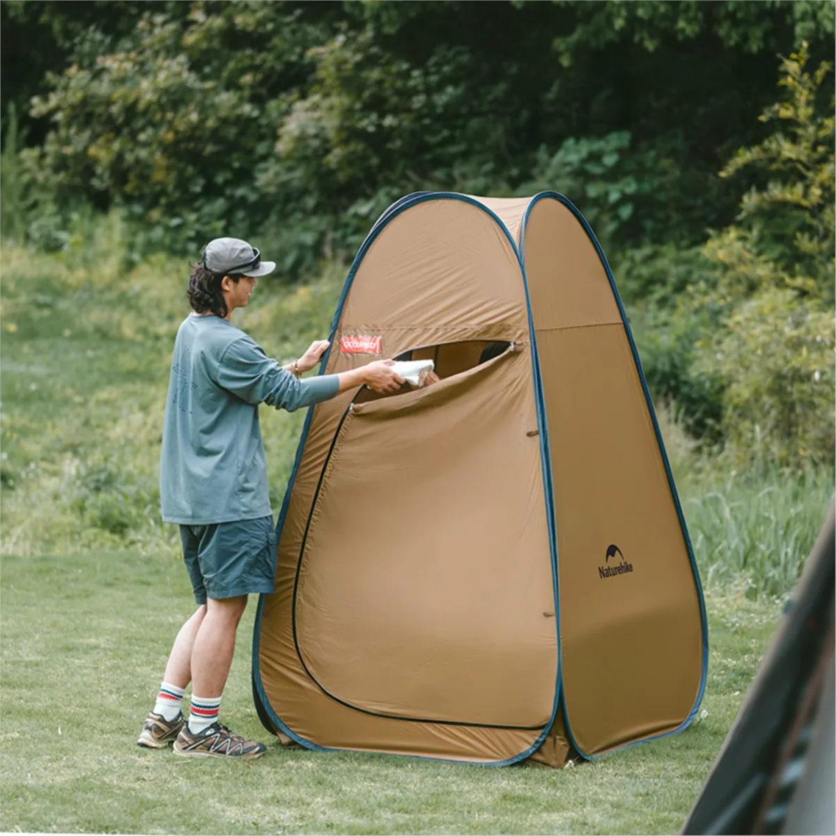 Naturehike Automatic Quick Built Changing Tent Foldable