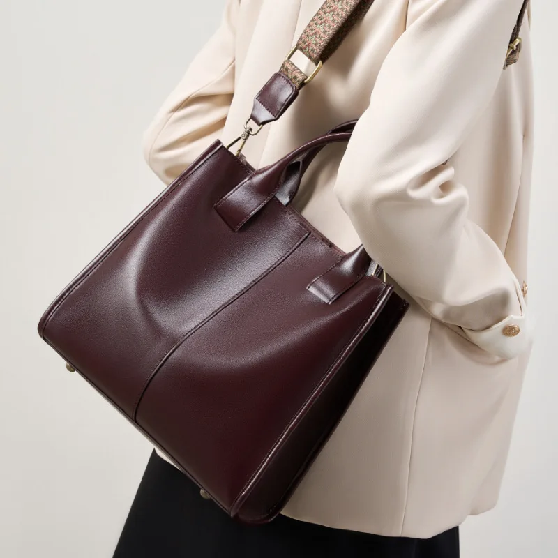 

Female Genuine Leather Handbags Women Shoulder Crossbody Bag Vintage High-capacity Tote Bag Minimalist Luxury Bag
