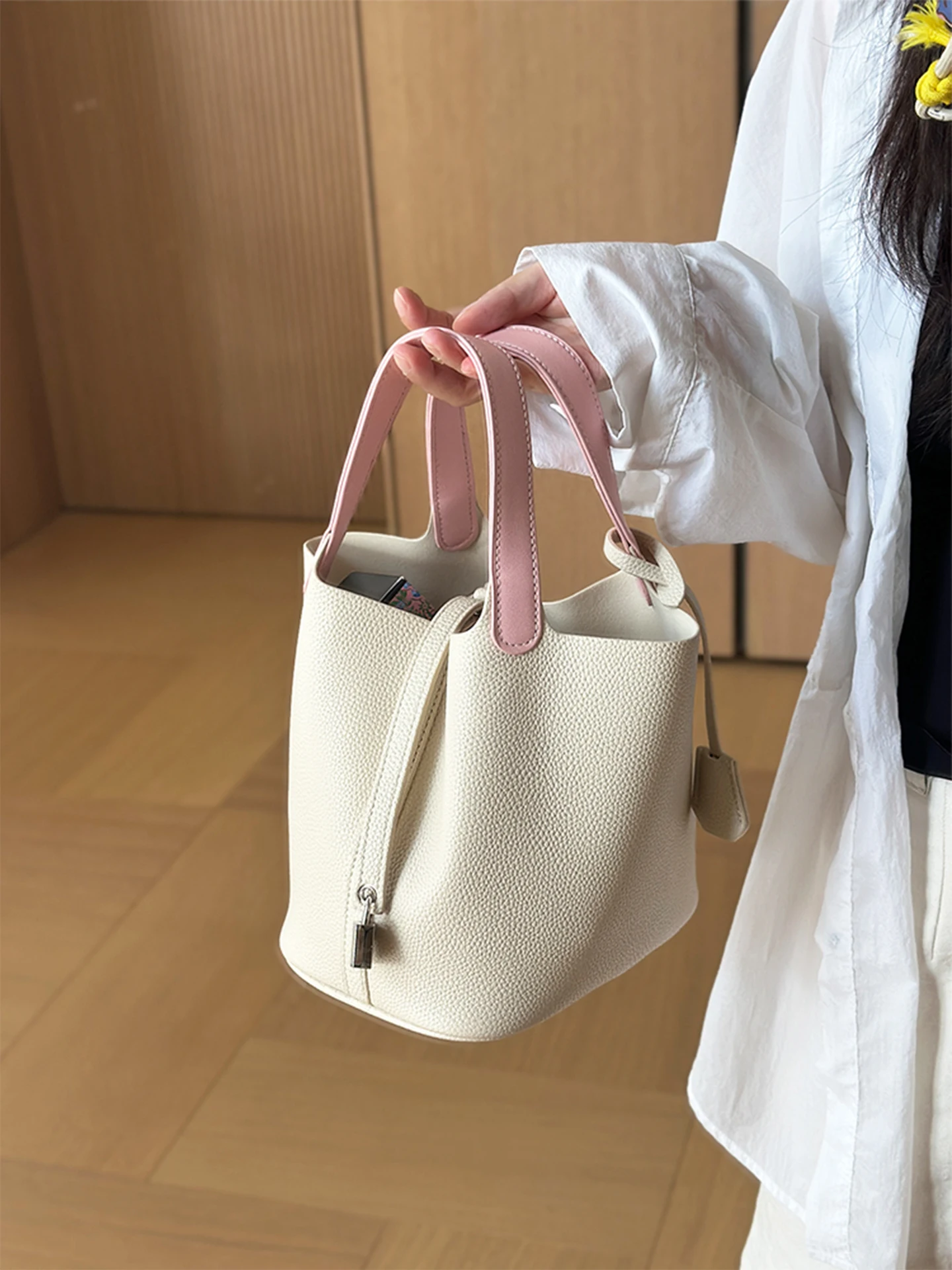 Luxury Bags For Young Women - Large Capacity Bucket Handbag Basket Style