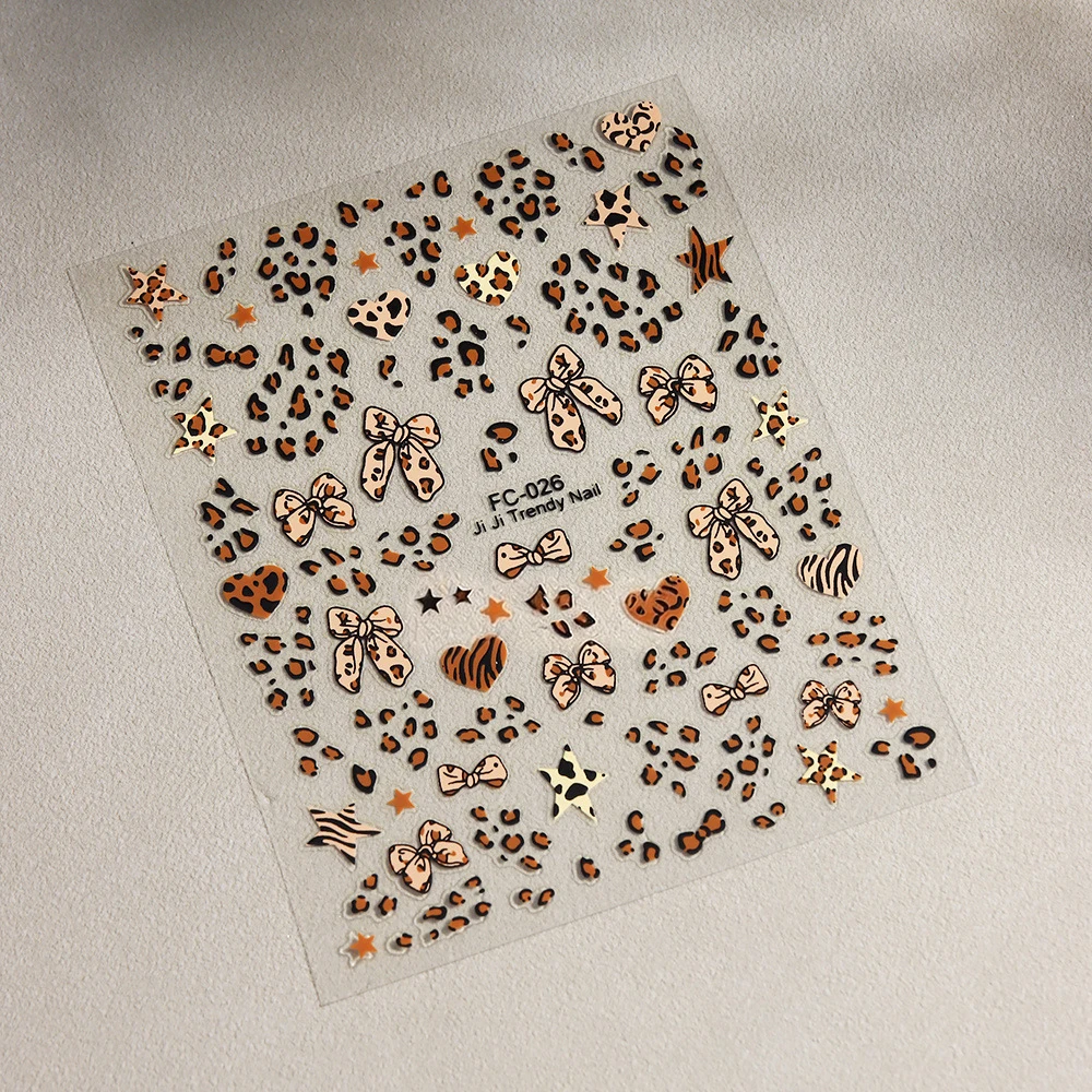 3D ヒョウ弓ハートネイルステッカーかわいいヒョウ柄リボンスターネイルアートデカール秋冬 8*10 センチメートルマニキュア装飾