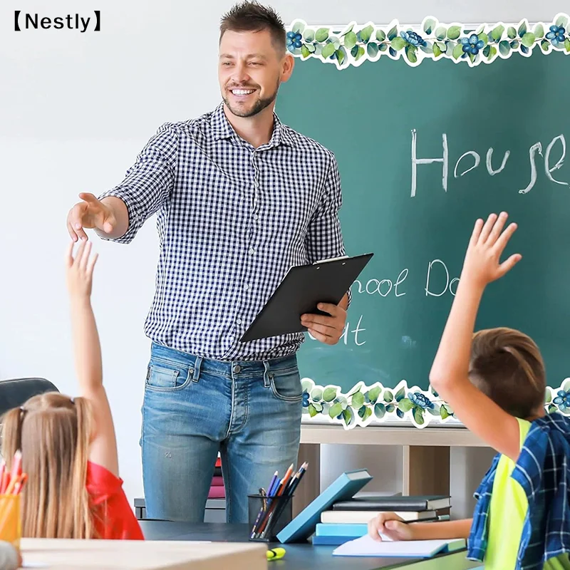 32 Colors 18M Self Adhesive Border Classroom Decors Border Trim Sticker Colorful Dot Trim Border Bulletin Board Border 〔Nest〕