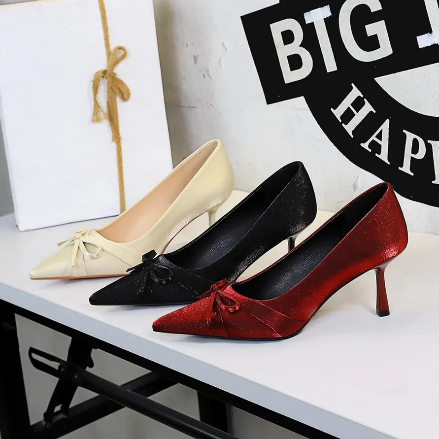 

French Fashion Temperament High Heels Bow Pointed Head Light Mouth Stiletto Women's Shoes