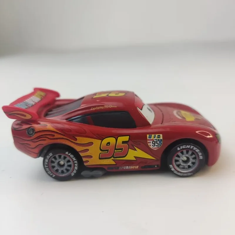 Mattel 1:64 Disney Pixar Cars Lightning McQueen Sheriff #11 Alloy