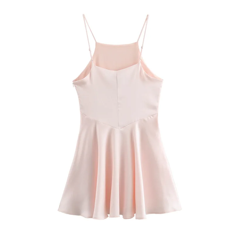 유럽과 미국의 새로운 패션 감각을 담은 여성 의류 실크 새틴 질감의 짧은 드레스