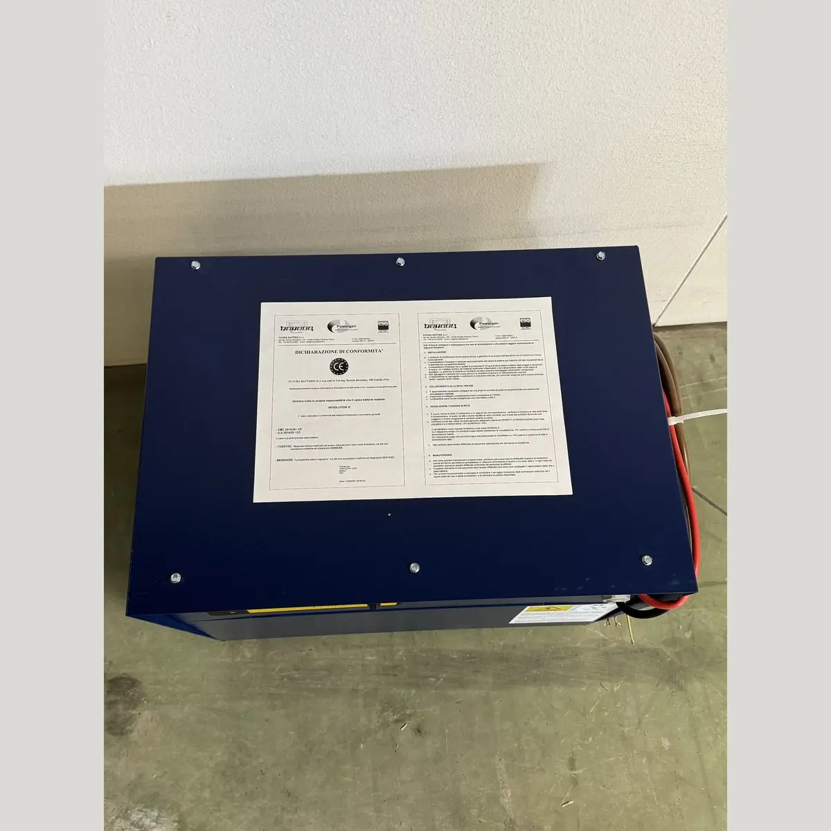 Efficient Forklift Charger  Metal Charger EC4880T 20KG - Optimized For Golf Carts And Electric Utility Fleets