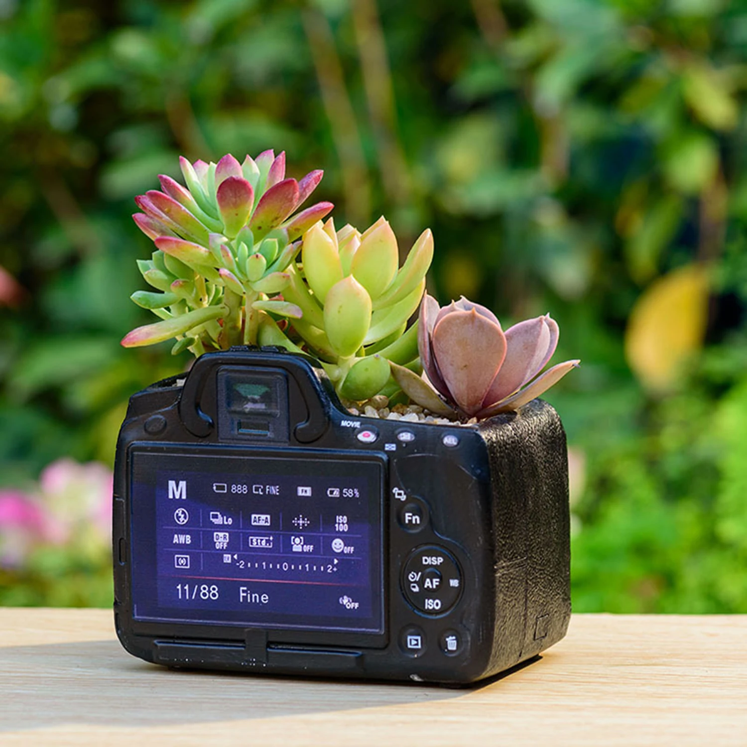 1pc black digital camera Flower Pot Bar Homestay decoration pieces Garden terrace courtyard micro landscape flower trough