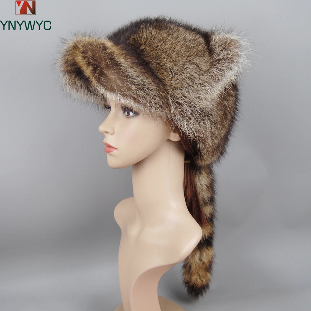 

2025 Hot Sale Lady Natural Raccoon Fur Hat Brim Baseball Cap Raccoon Fur Tail Brand Women Winter Elegant Stylish Thick Warm Caps