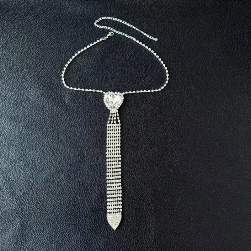 Gargantilha com ajustável R1WE, colar com coração e gravata para eventos formais