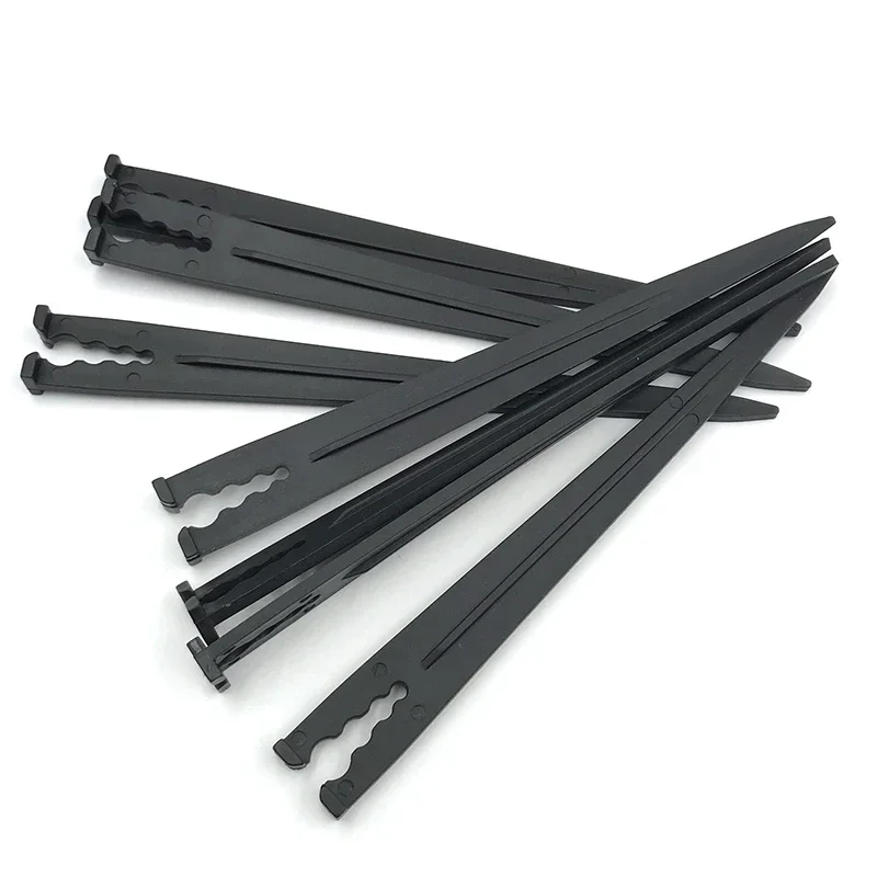 

10Pcs 14cm Plastic Fixed Stems Support Holder for 4/7 & 3/5 Drip Irrigation Water Hose for 4/7mm 3/5mm Drip Tubing