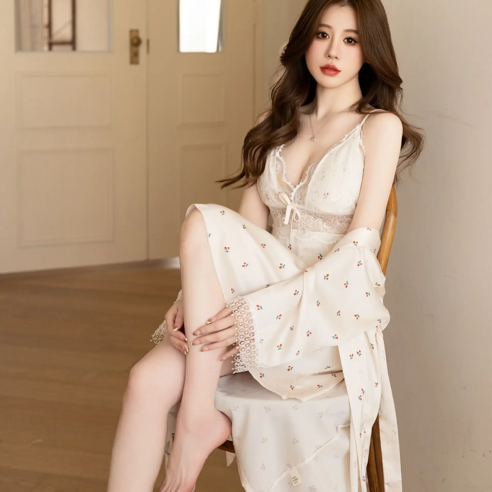 

New Sexy 2PCS Robe Set Women Nightgown V-Neck Lace Kimono Gown Homewear Lady Silky Rayon Sleepwear Nightdress Bathrobe Suit