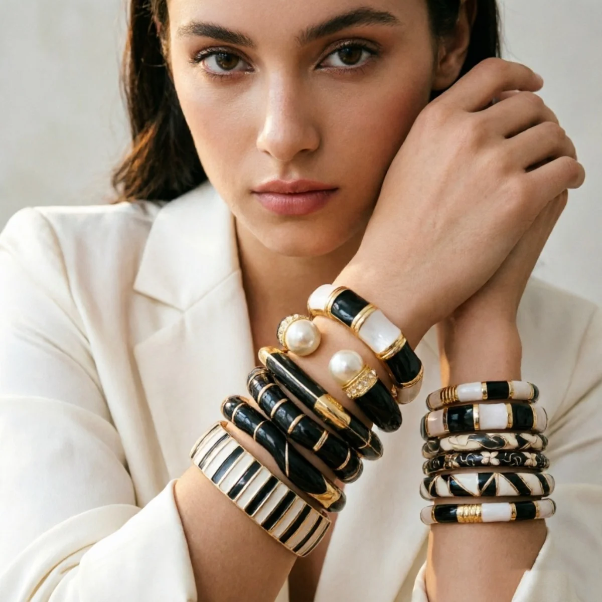 Vintage Schwarz-Weiß Gesplittete Emaille-Manschettenarmbänder für Damen und Herren, Punk Geometrisches Blumenmuster, Wellenförmiger Bambus-Gelenk-Armreif Schmuck – Detail 17