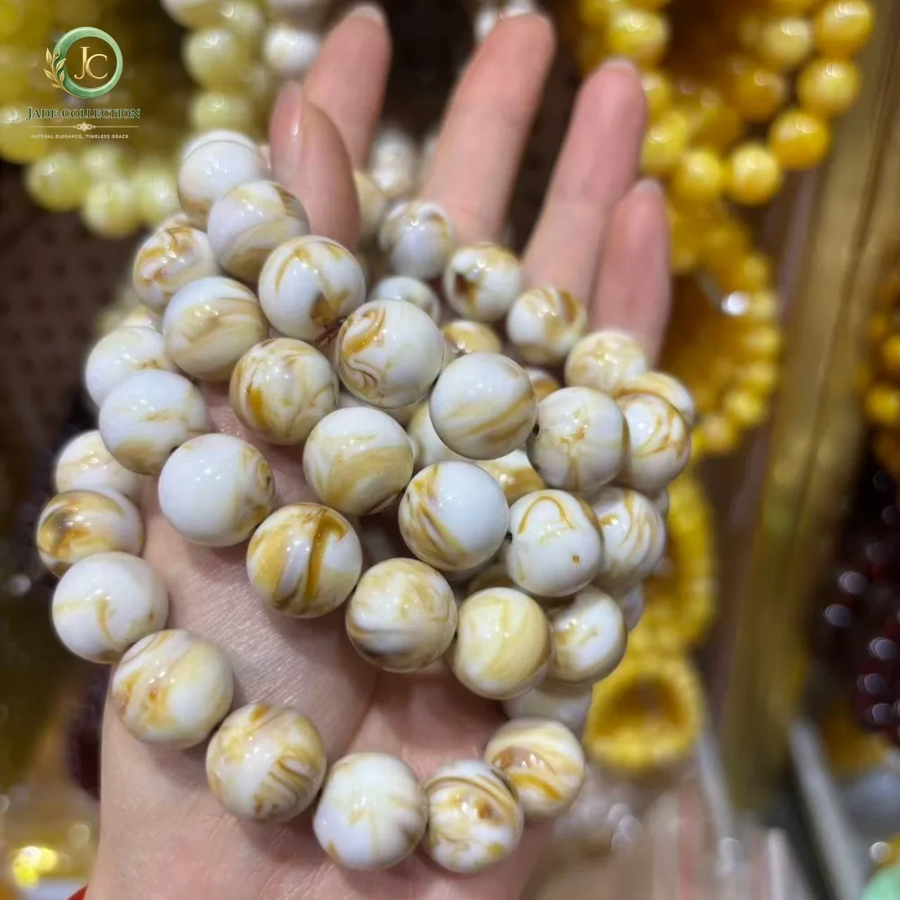 Natural Beeswax Chicken Oil Yellow String Exquisite Fashion Luxury Amber Bracelet Men and Women Holiday Gift
