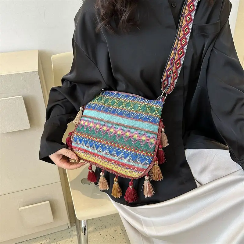 Vintage Women\'s Bag Tassel Ethnic Handwoven Crossbody for Lady Bag Hippie Sling Shoulder Bags for Ladies Handbag Сумка Женская