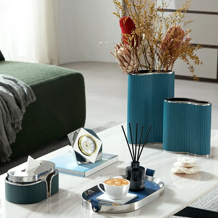 Light luxury leather tissue box, living room household coffee table stainless steel high-end soft tray, set handicrafts