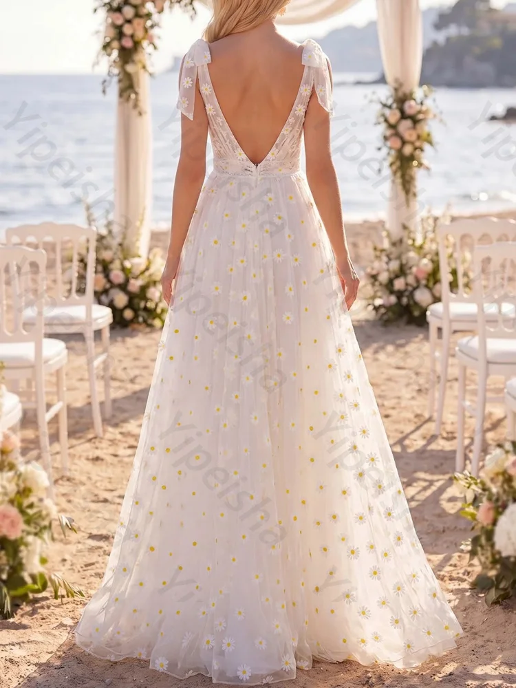 Customized A Line V-Neck Sweep Train Beach Wedding Dresses Sexy Sleeveless Backless Dress Elegant High Quality Prom Party Gowns