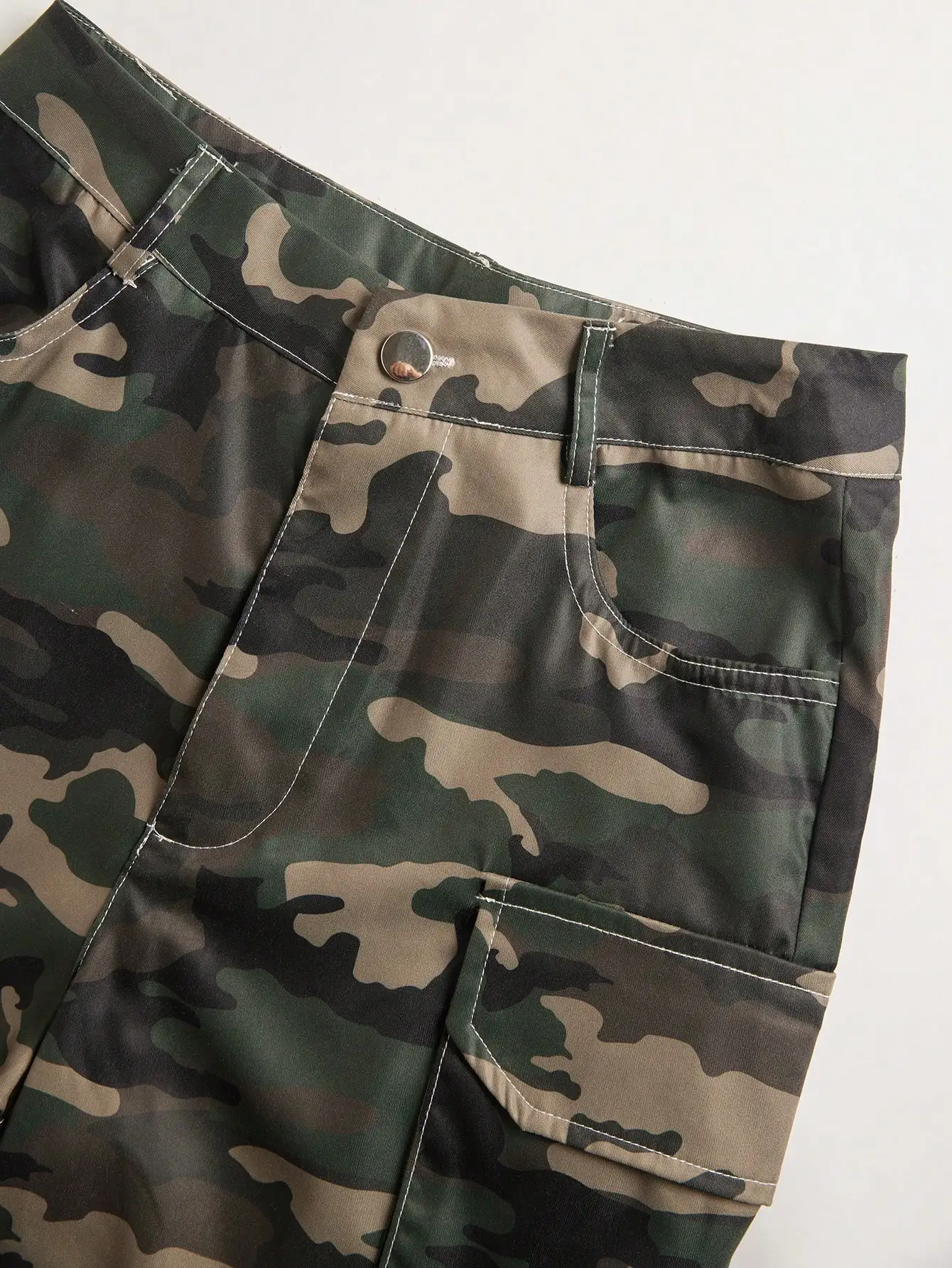 2024 Women's Military Green Camo Jeans - Flip-Top Pocket Tactical Pants  High Waisted Cargo Joggers for Outdoor Party