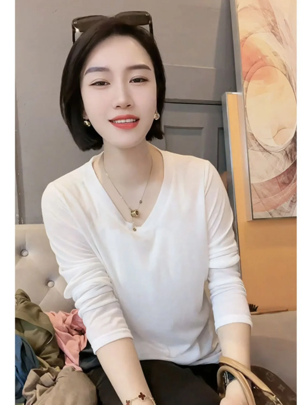 

Повседневная длинная футболка с V-образным вырезом для женщин, однотонная, простая, в корейском стиле, базовая, для многослойных образов, весенняя одежда