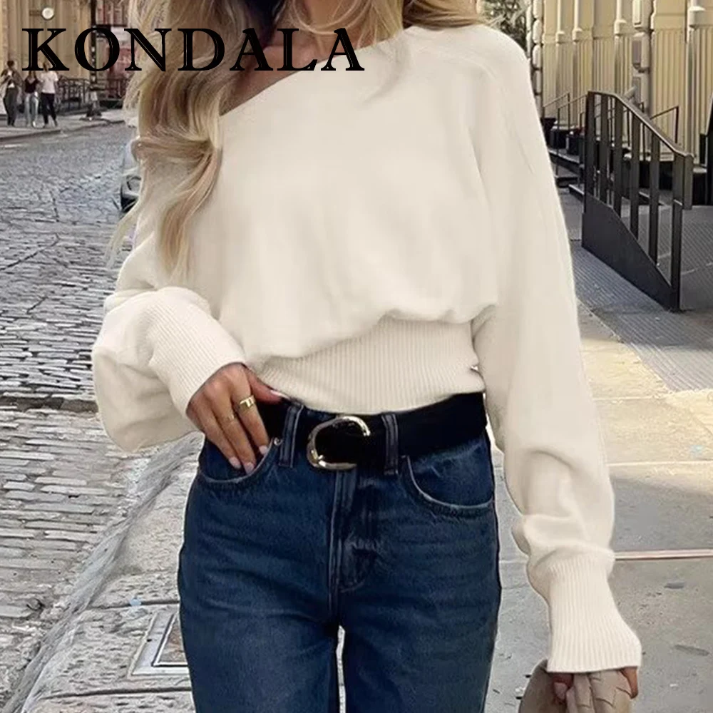 

KONDALA Vintage Modern Pleated Fashion 2025 Off-shoulder Crewneck Sweater Chic Beige Streetwear Valentine's Day Female Knitwear