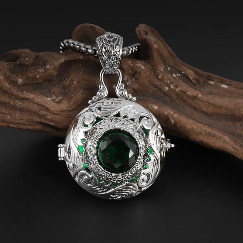 Vintage Green Crystal Necklace Carved Handmade Hollow Aroma Box Pendant for Women Fashion Trendy Multifunctional Jewelry Gift