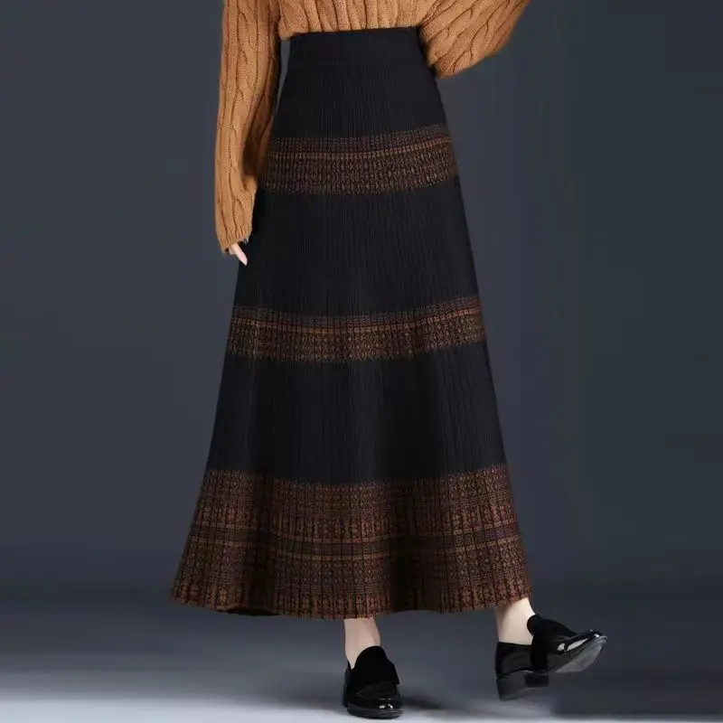 

Pleated Elastic Knitted Skirt Women 2022 Autumn Winter Warm High Waist Vintage Print Long Skirt Office Ladies Retro Folds Skirts