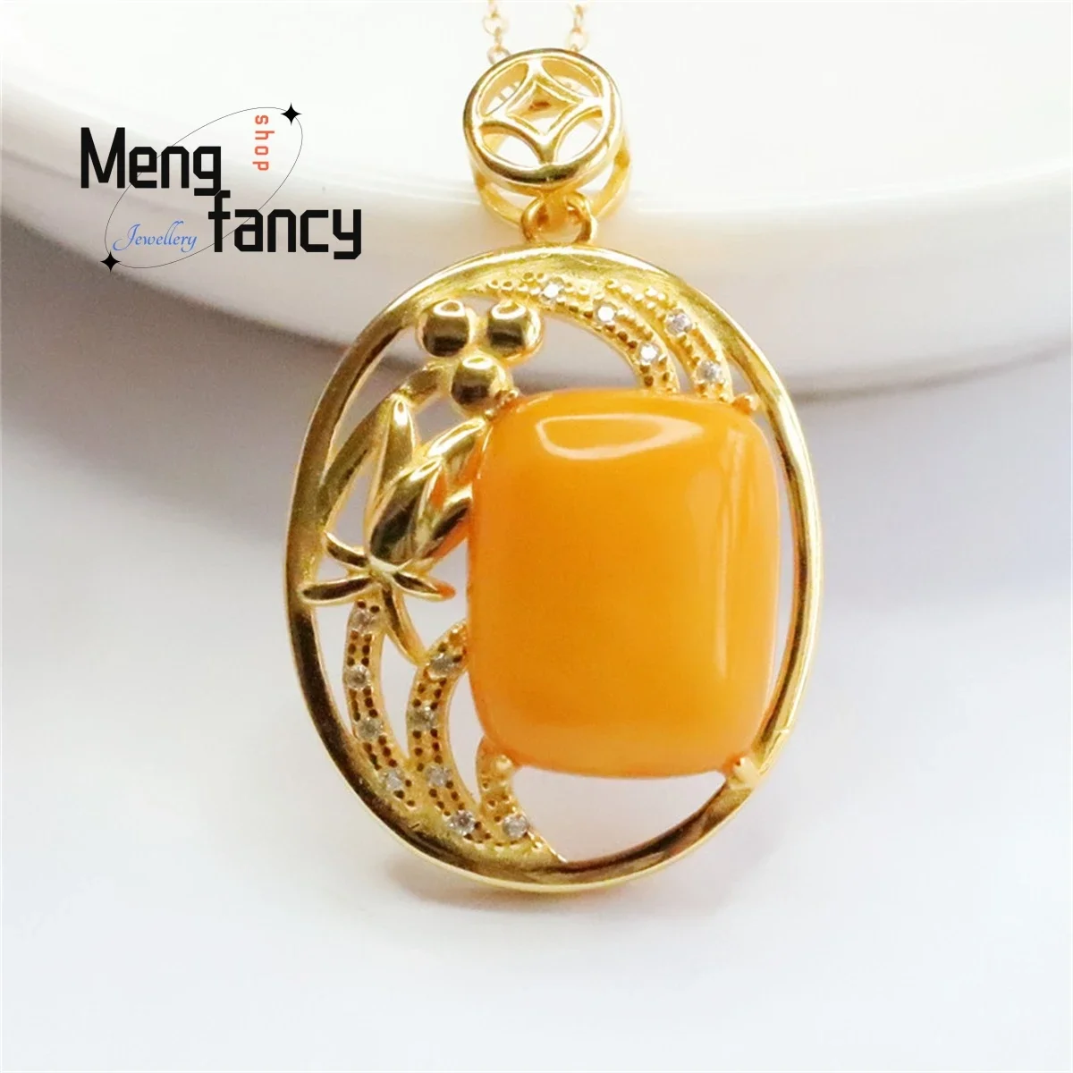 

Natural S925 Silver Inlaid Wax Full of Honey Chicken Oil Yellow Amber Fruit Necklace Simple Generous Personality Fashion Jewelry