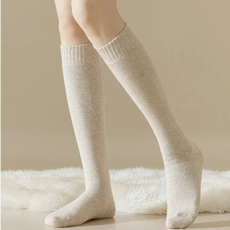 Calf socks for women in autumn and winter, with added velvet and thickened loops, warm half tube socks, and long tube socks
